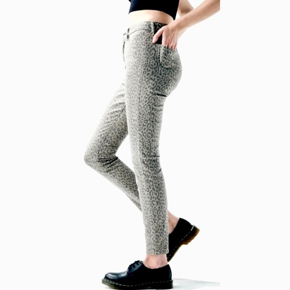 Pacsun Hi Waist Skinny Cheetah Stretchy Jeans - Picture 2 of 8